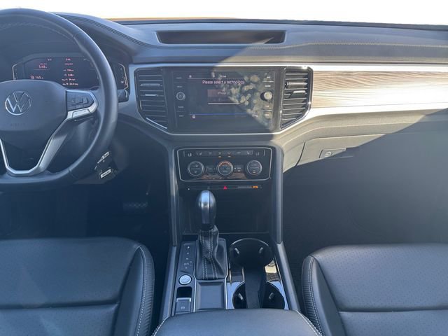 Used 2022 Volkswagen Atlas Cross Sport SE image 11