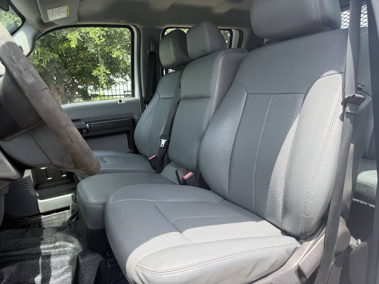 Used 2016 Ford F550 4x4 Crew Cab Super Duty image 14