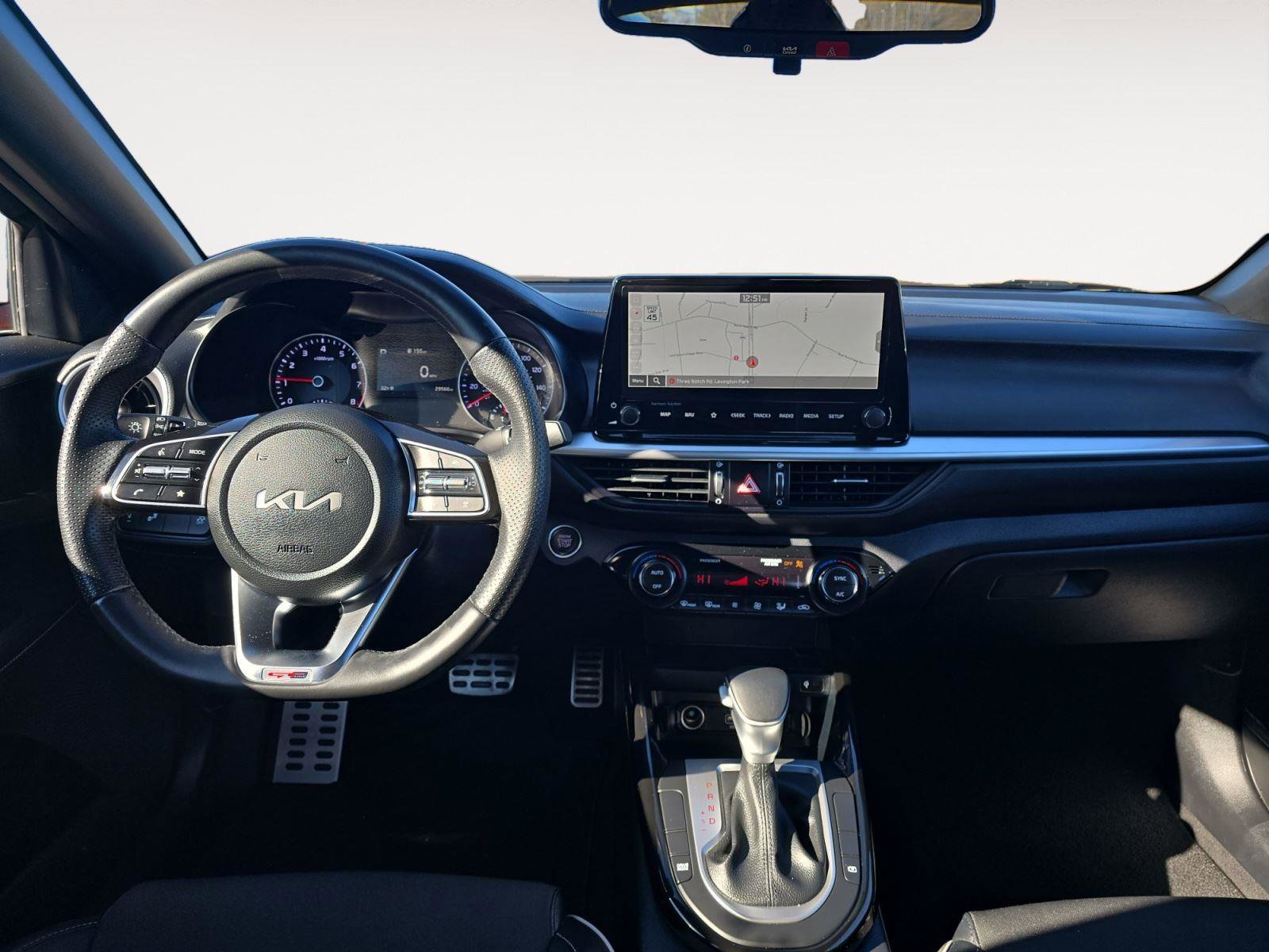 Used 2024 Kia Forte GT-Line w/ GT-Line Premium Package image 9