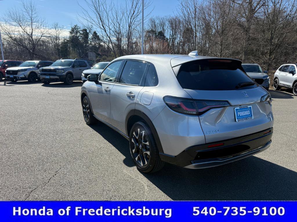 Used 2026 Honda HR-V EX-L image 4