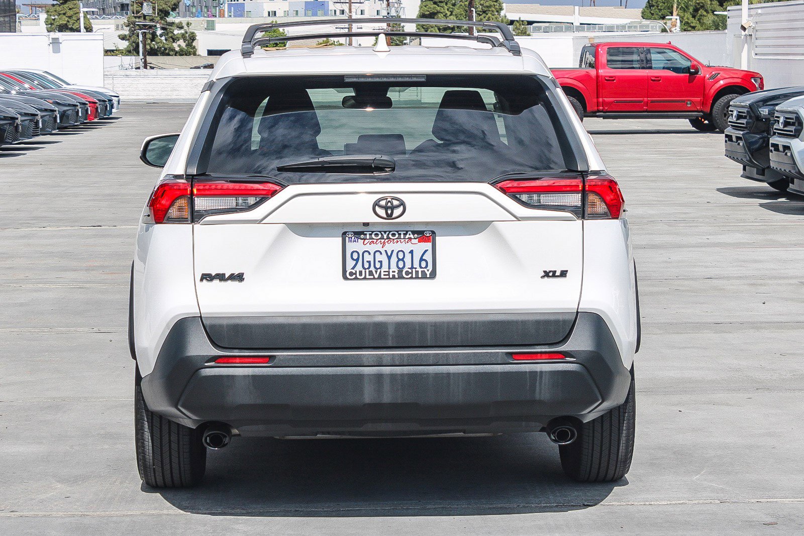 Certified 2023 Toyota RAV4 XLE w/ Convenience Package image 8
