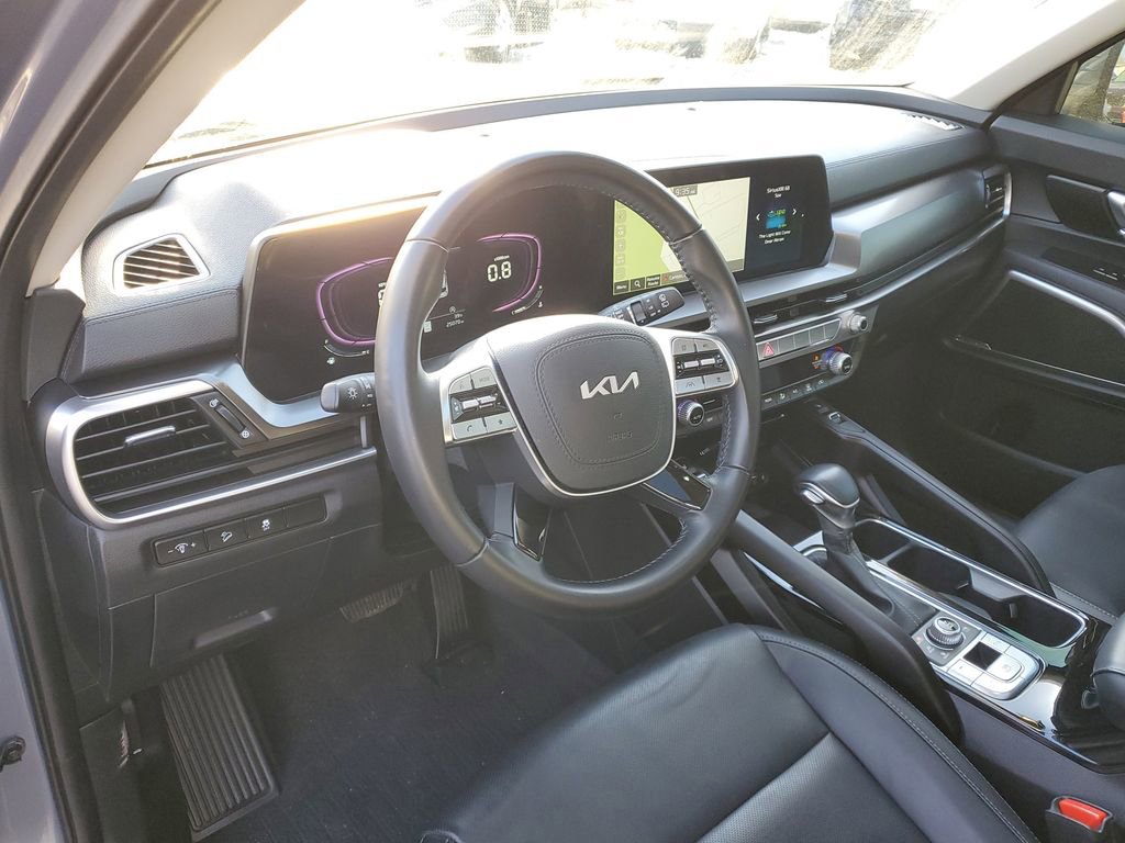 Used 2024 Kia Telluride S w/ S Sunroof Package image 13