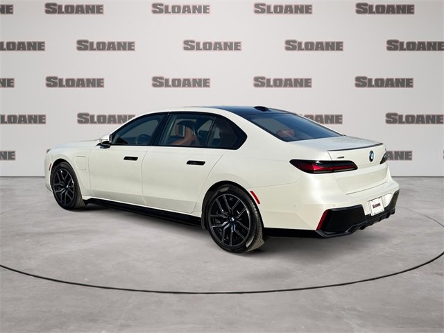 Certified 2026 BMW 750e xDrive 750e xDrive w/ Executive Package image 3