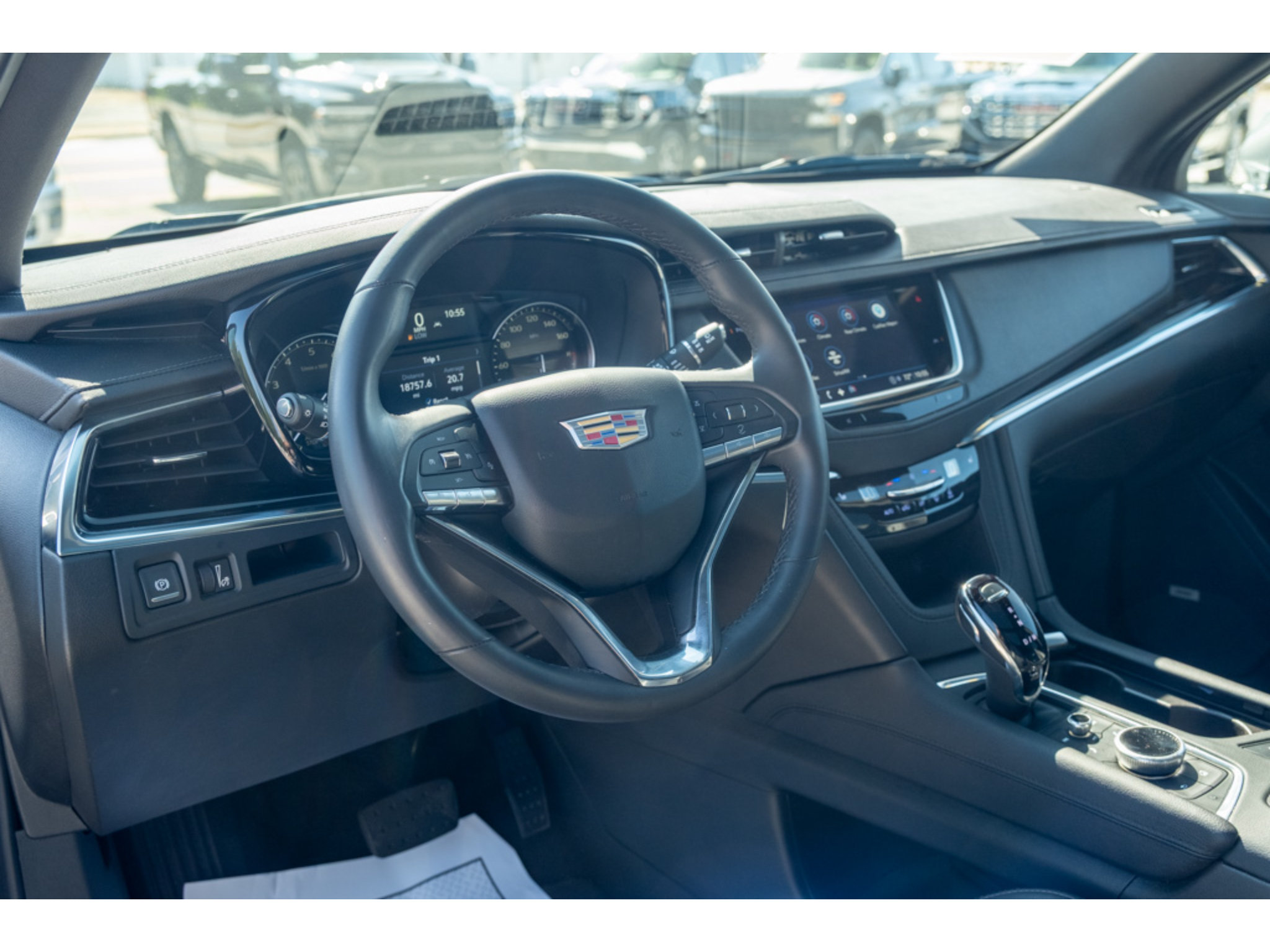 Used 2023 Cadillac XT6 Luxury FWD image 11