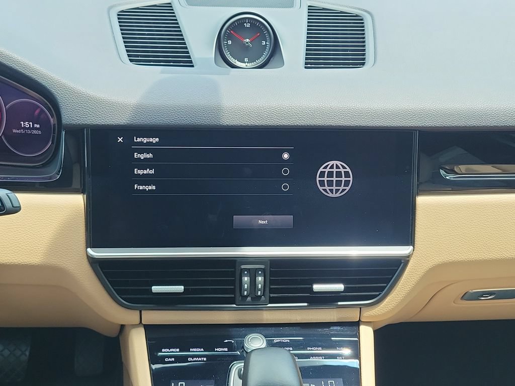 Used 2022 Porsche Cayenne AWD/4WD image 21