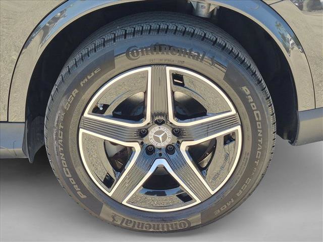 Used 2025 Mercedes-Benz GLC 350e 4MATIC image 23