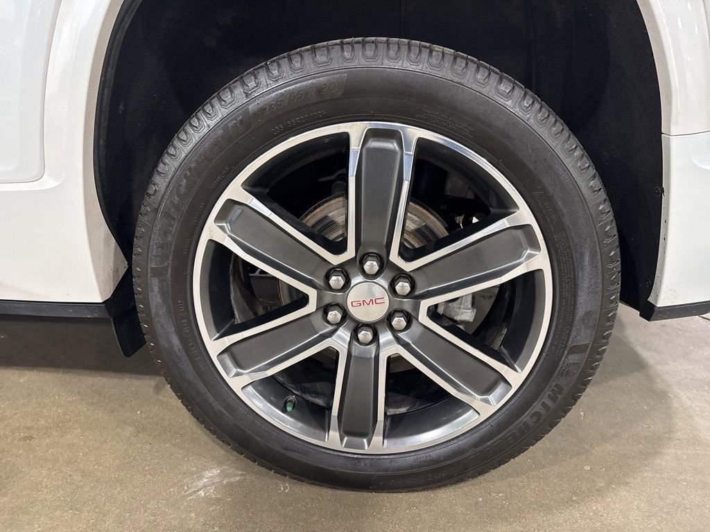 Used 2019 GMC Acadia Denali w/ Technology Package image 9