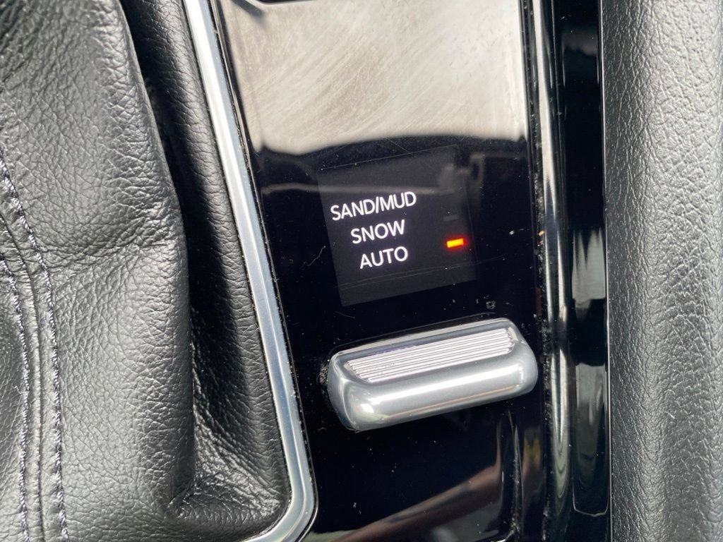 Certified 2023 Jeep Compass Limited AWD/4WD image 32