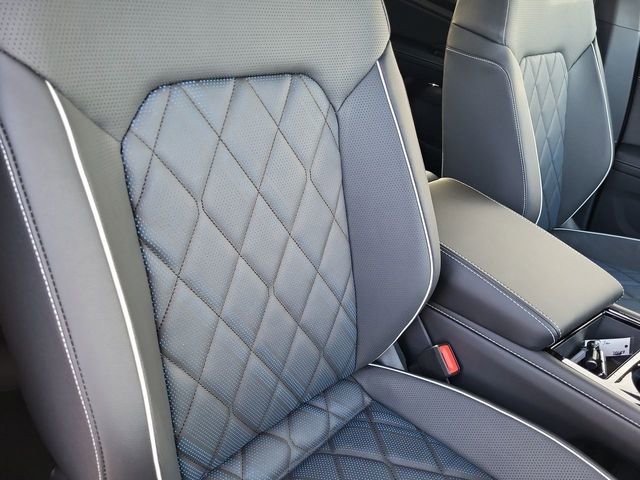 New 2026 Volkswagen Atlas Cross Sport SEL Premium R-Line image 19