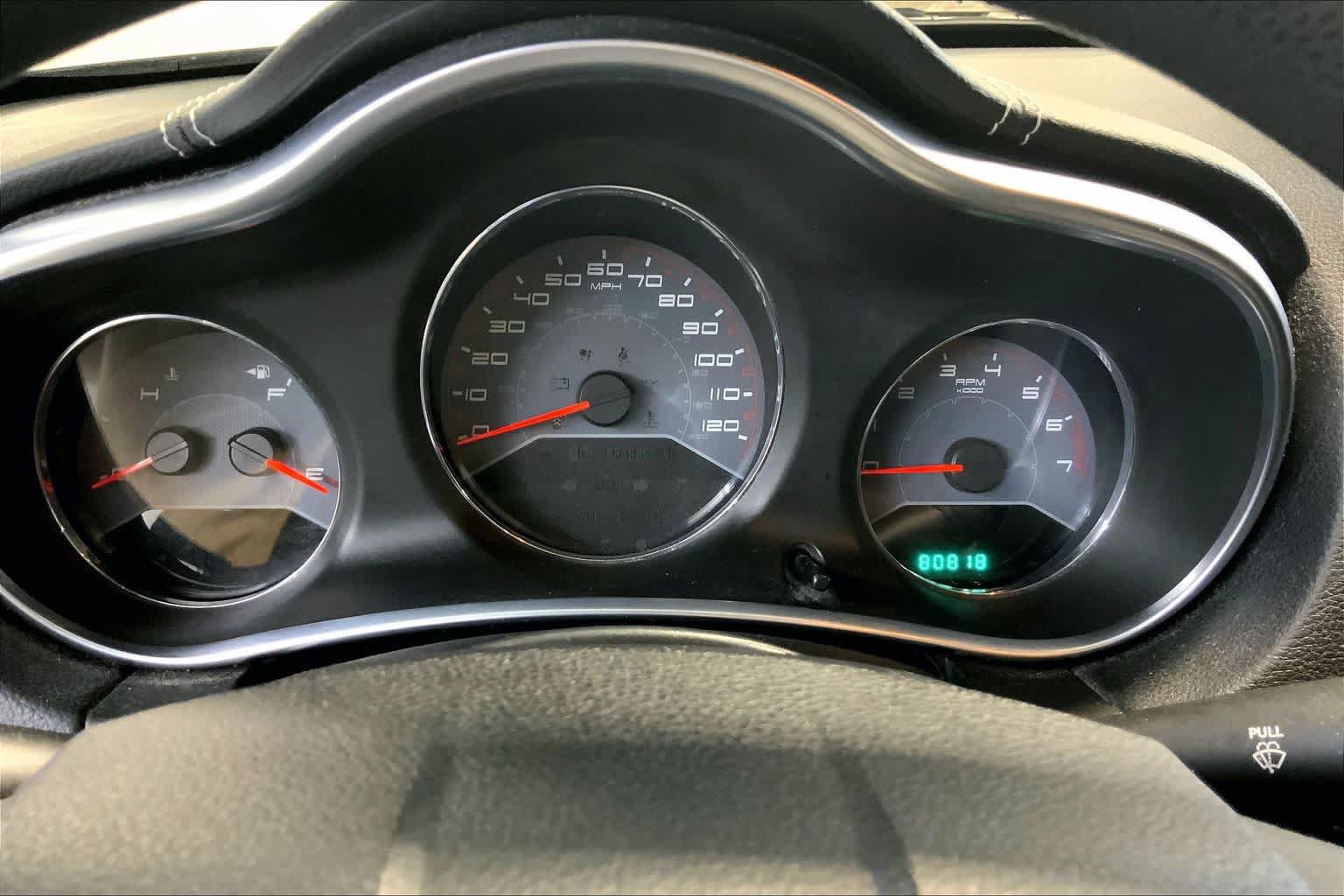 Used 2013 Dodge Avenger SE FWD image 24