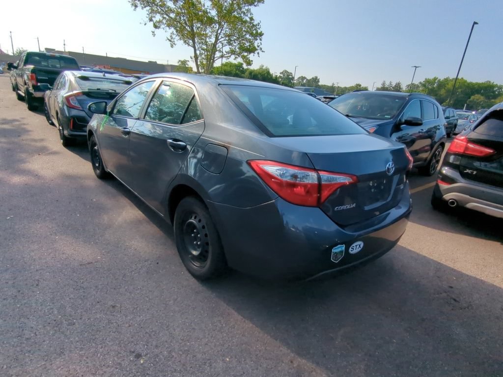 Used 2014 Toyota Corolla LE FWD image 4