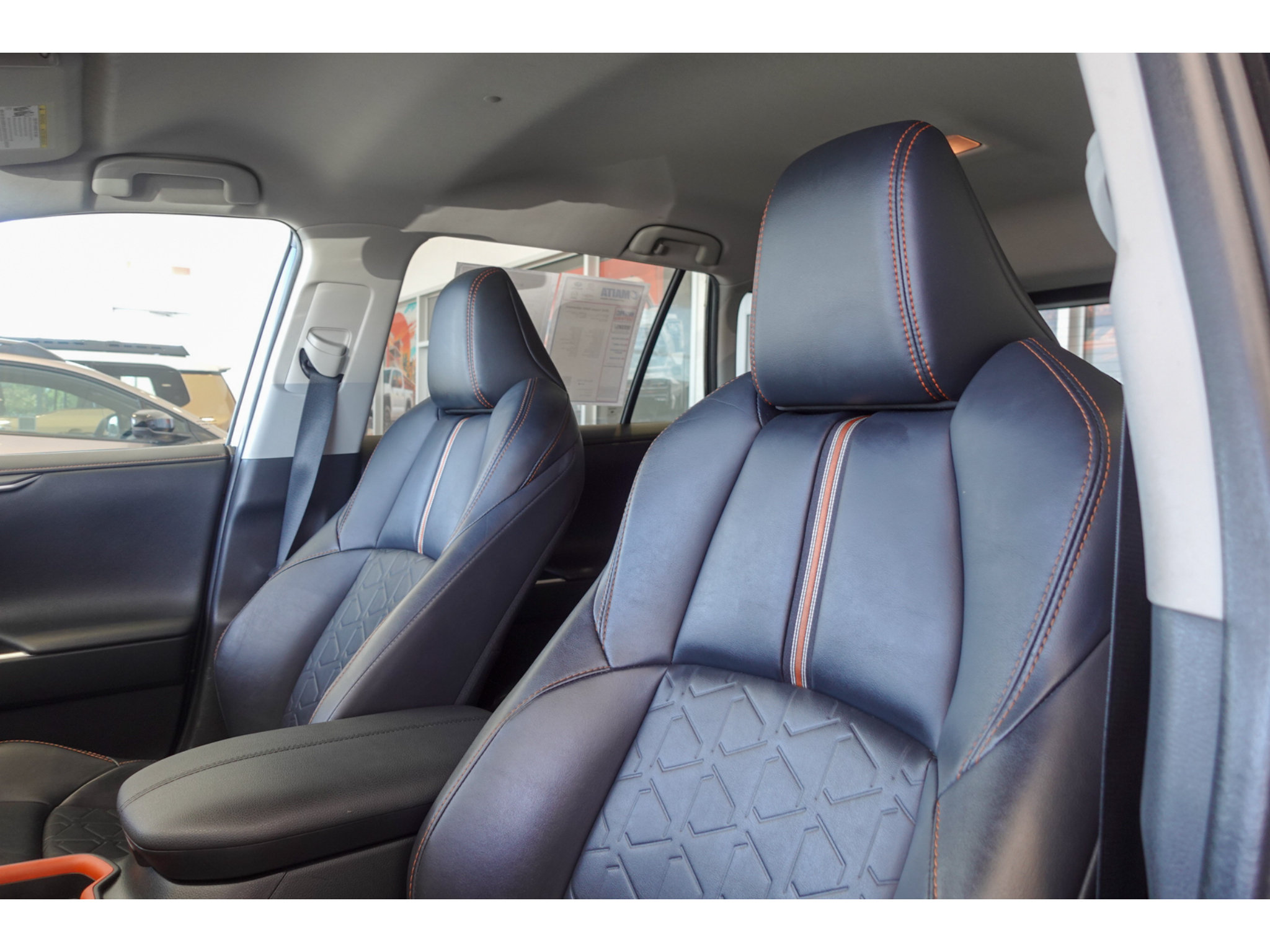 Used 2019 Toyota RAV4 Adventure AWD/4WD image 10