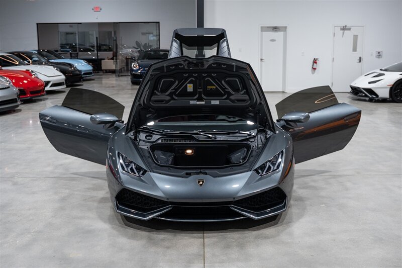 Used 2015 Lamborghini Huracan LP 610-4 AWD/4WD image 35