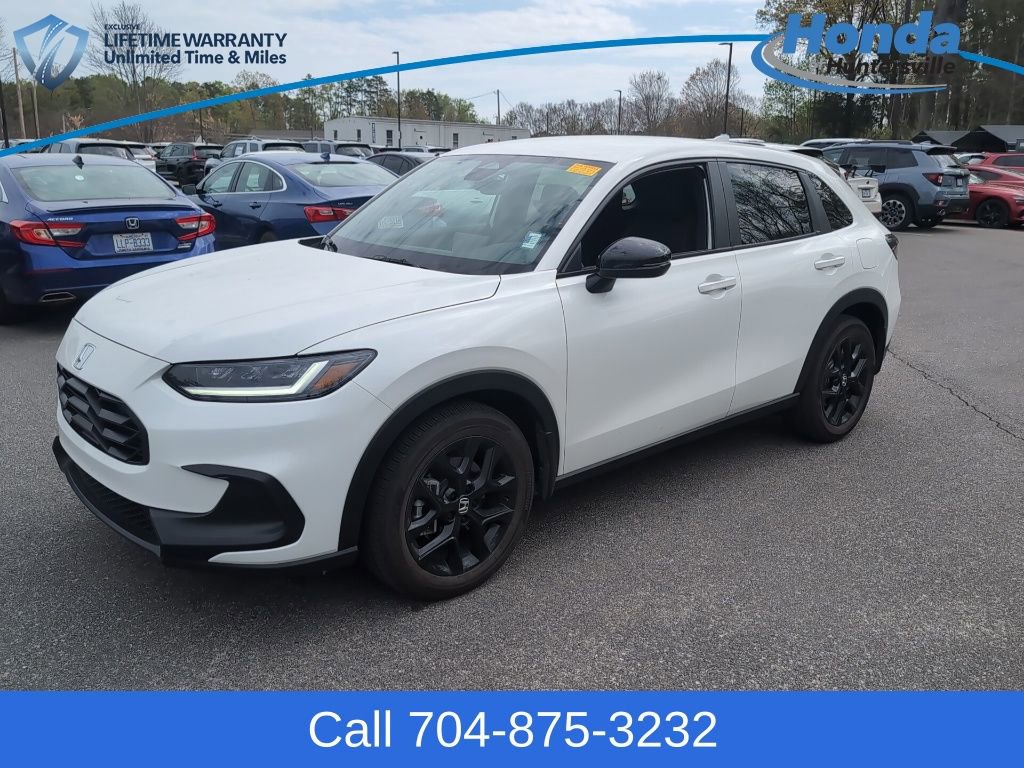 Used 2023 Honda HR-V Sport image 3