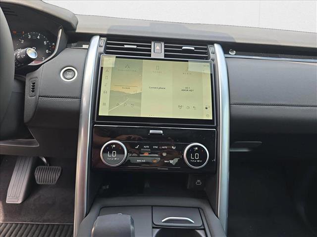 New 2025 Land Rover Discovery S image 24