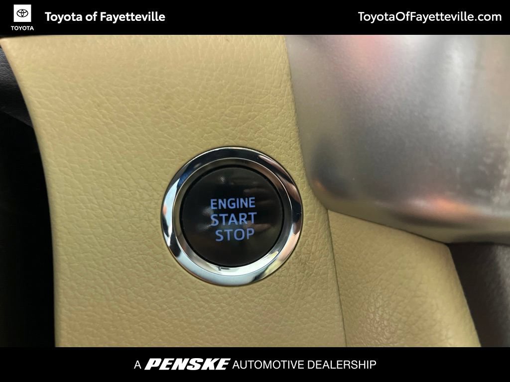 Used 2015 Toyota Highlander Limited FWD image 32