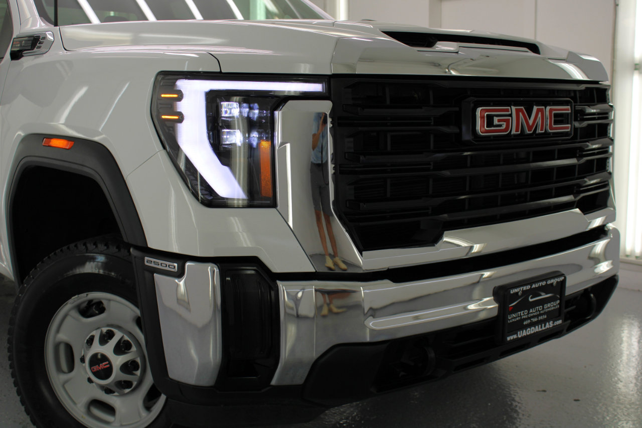 Used 2024 GMC Sierra 2500 Pro w/ Convenience Package image 26