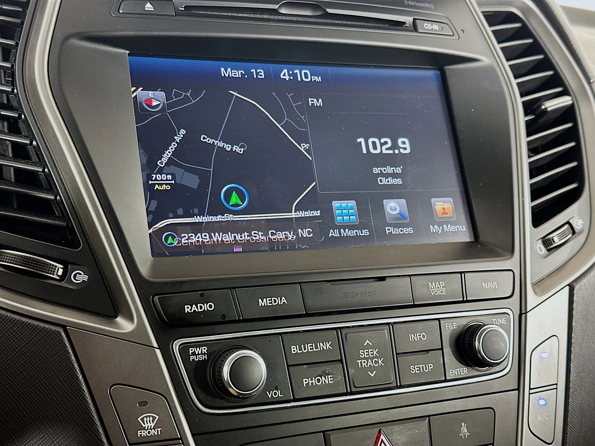 Used 2018 Hyundai Santa Fe Sport w/ Cargo Package image 21