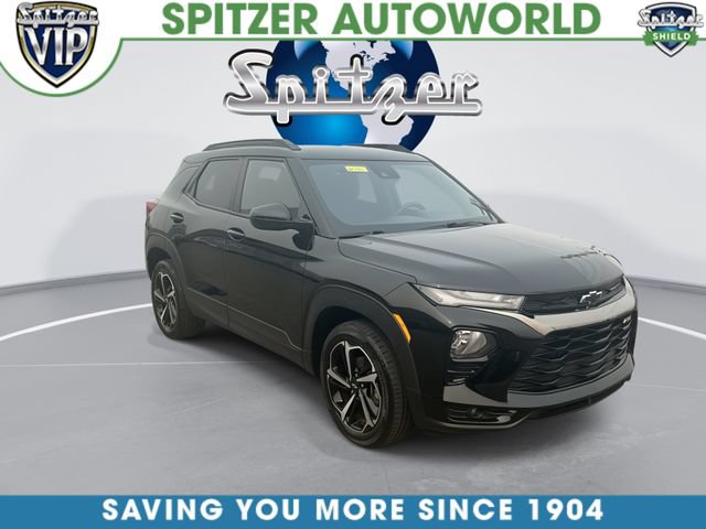 Used 2022 Chevrolet TrailBlazer RS w/ Technology Package AWD/4WD image 2