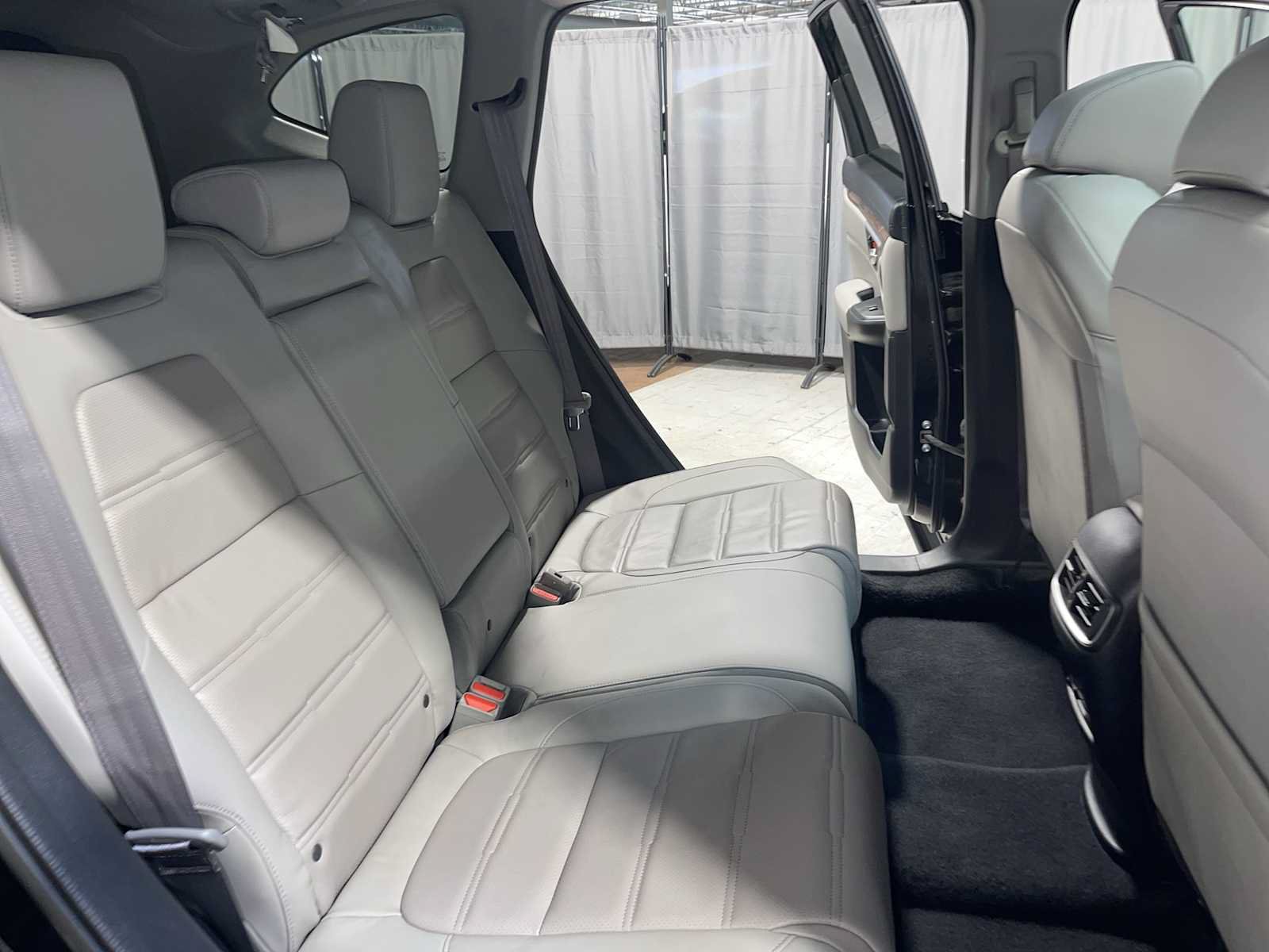 Used 2020 Honda CR-V Touring image 13