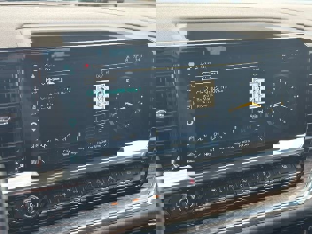 Used 2023 Chevrolet Silverado 1500 LTZ image 8