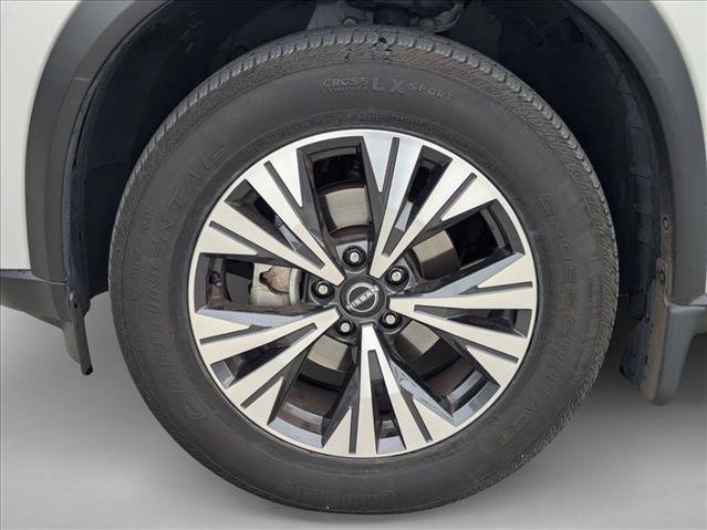 Used 2023 Nissan Rogue SV image 23