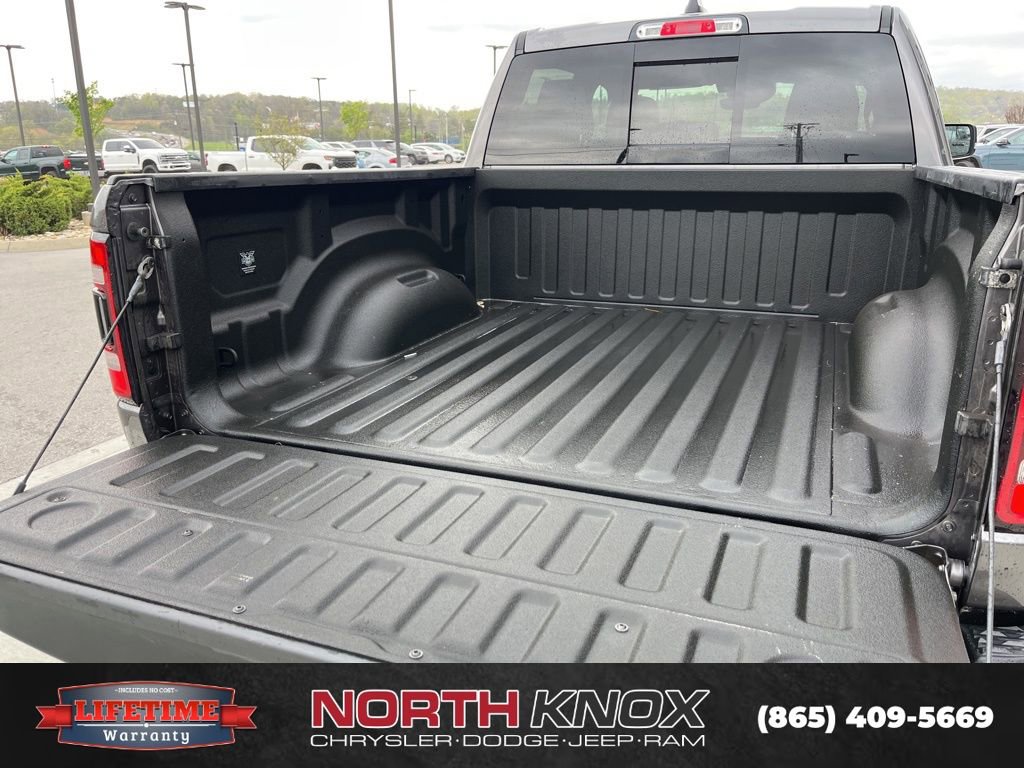 Used 2023 RAM 1500 Laramie AWD/4WD image 19