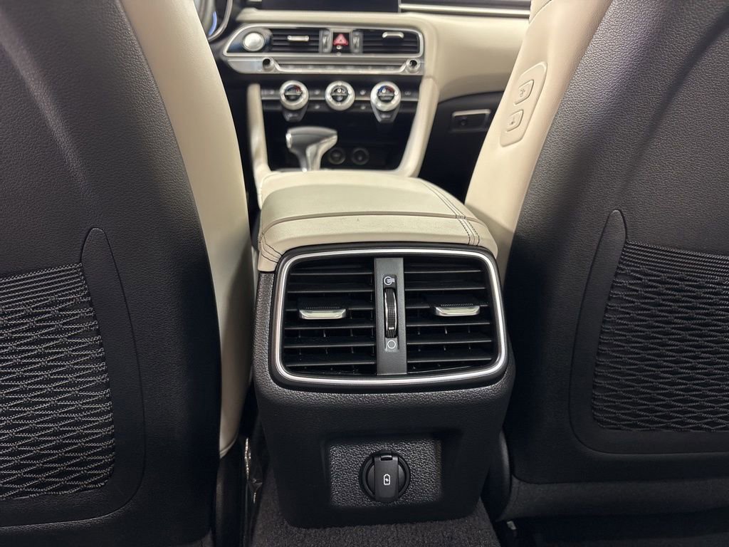 Used 2023 Genesis G70 3.3T w/ Sport Prestige Package image 23