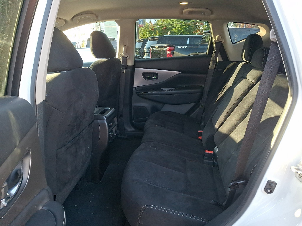 Used 2019 Nissan Murano SV AWD/4WD image 10