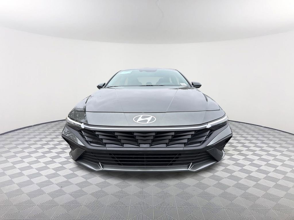 New 2026 Hyundai Elantra Sport FWD image 2