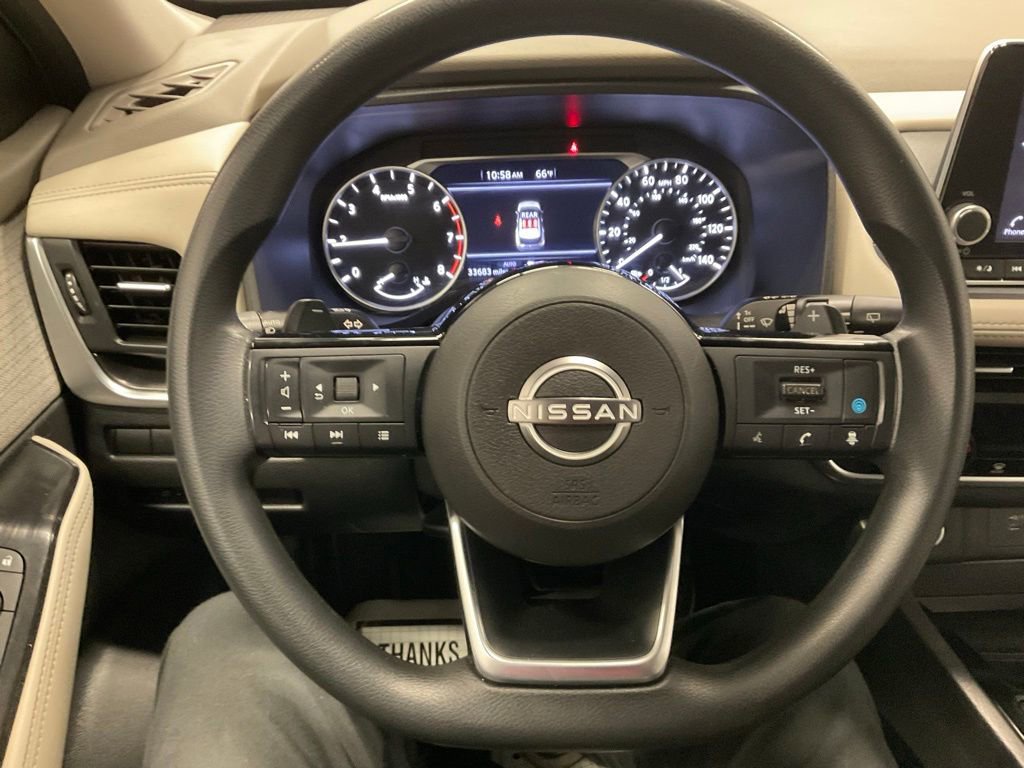 Used 2023 Nissan Rogue SV AWD/4WD image 15