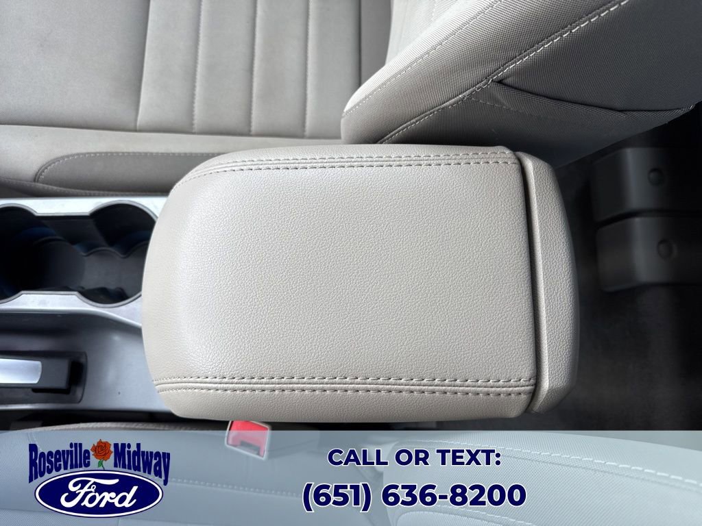 Used 2015 Ford C-MAX SE w/ Equipment Group 201A image 12