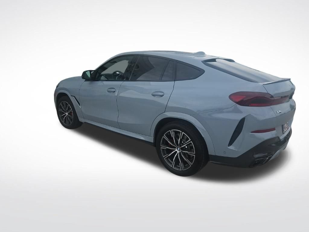 Used 2026 BMW X6 M60i AWD/4WD image 6