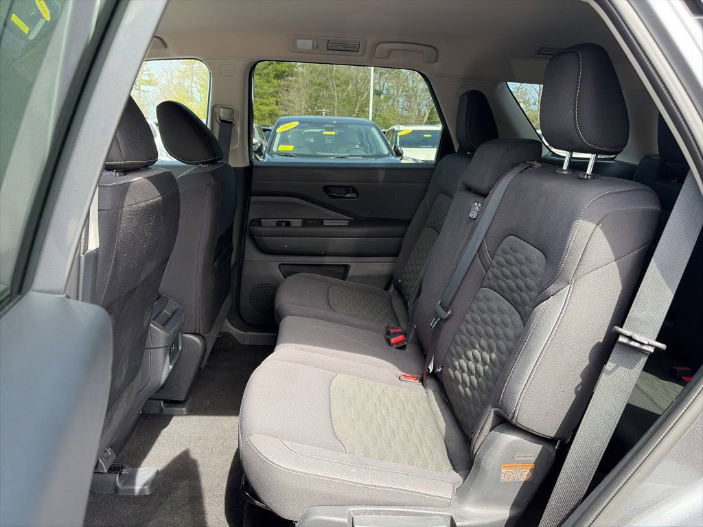 Certified 2024 Nissan Pathfinder S image 10