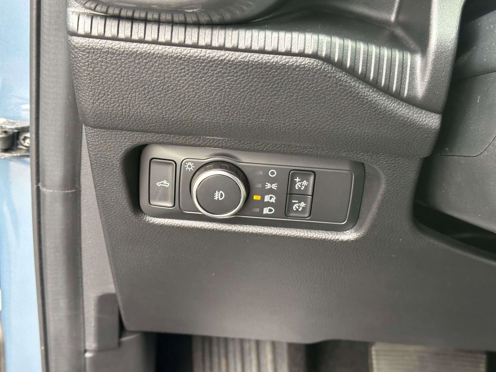 Certified 2024 Ford Ranger Lariat w/ Advanced Towing Package image 20