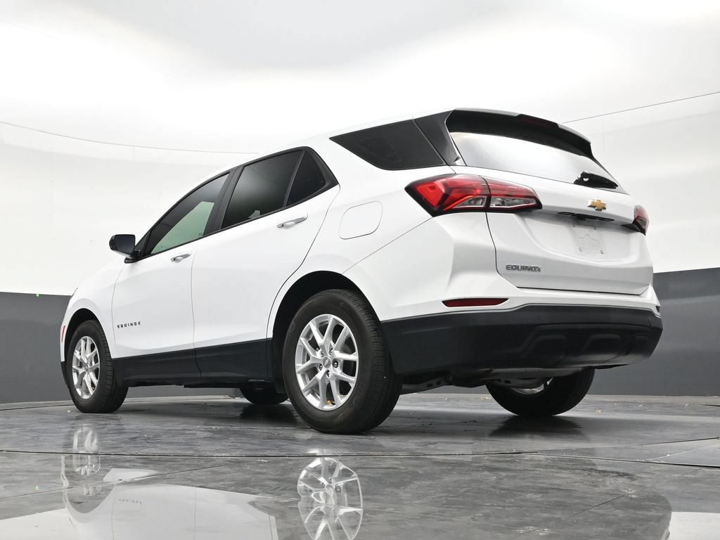 Used 2024 Chevrolet Equinox LS FWD image 19