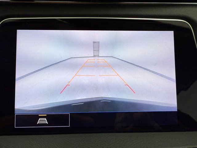 Used 2023 Cadillac XT4 Luxury w/ Cold Weather Package image 21