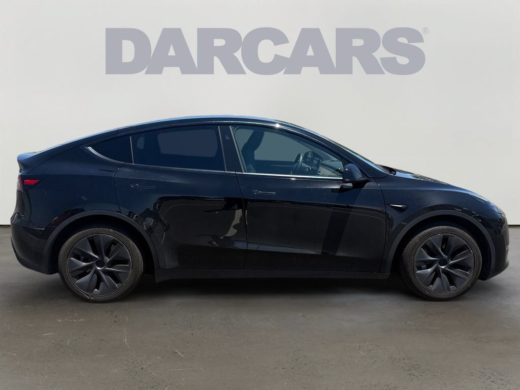 Used 2024 Tesla Model Y Long Range AWD/4WD image 8