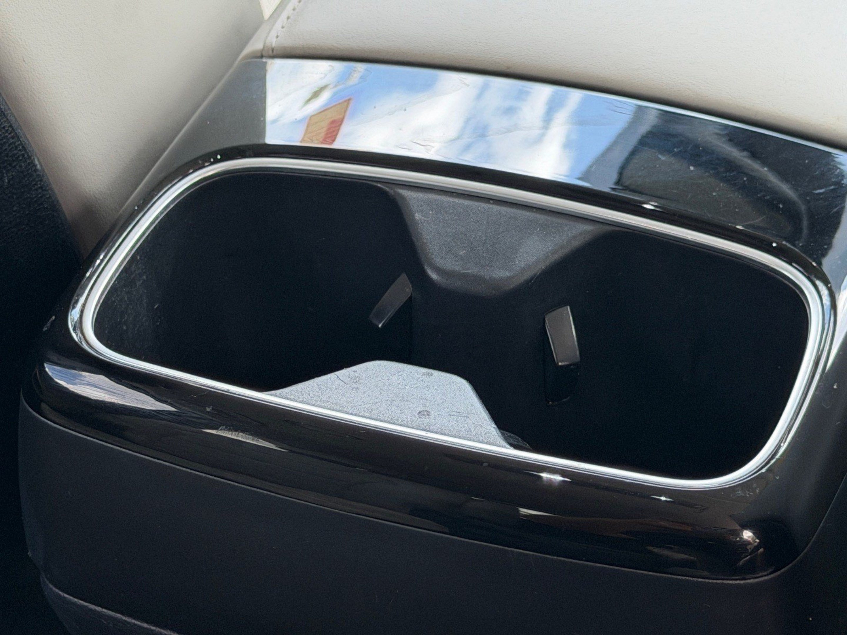 Used 2021 Kia Telluride S FWD image 30
