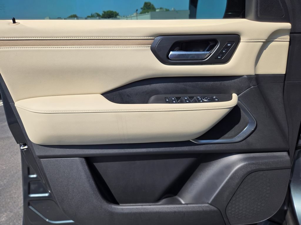 New 2026 Nissan Armada Platinum RWD image 19