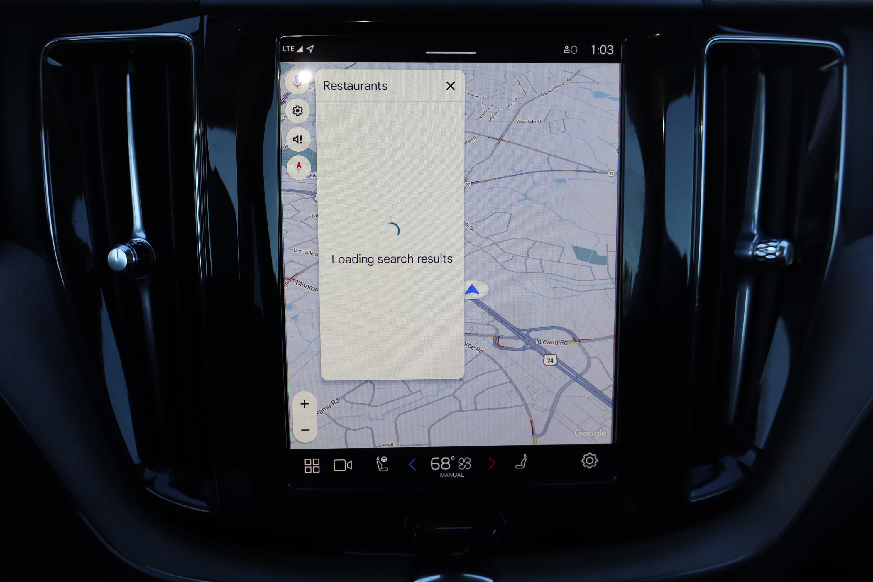 Used 2025 Volvo XC60 B5 Plus image 25