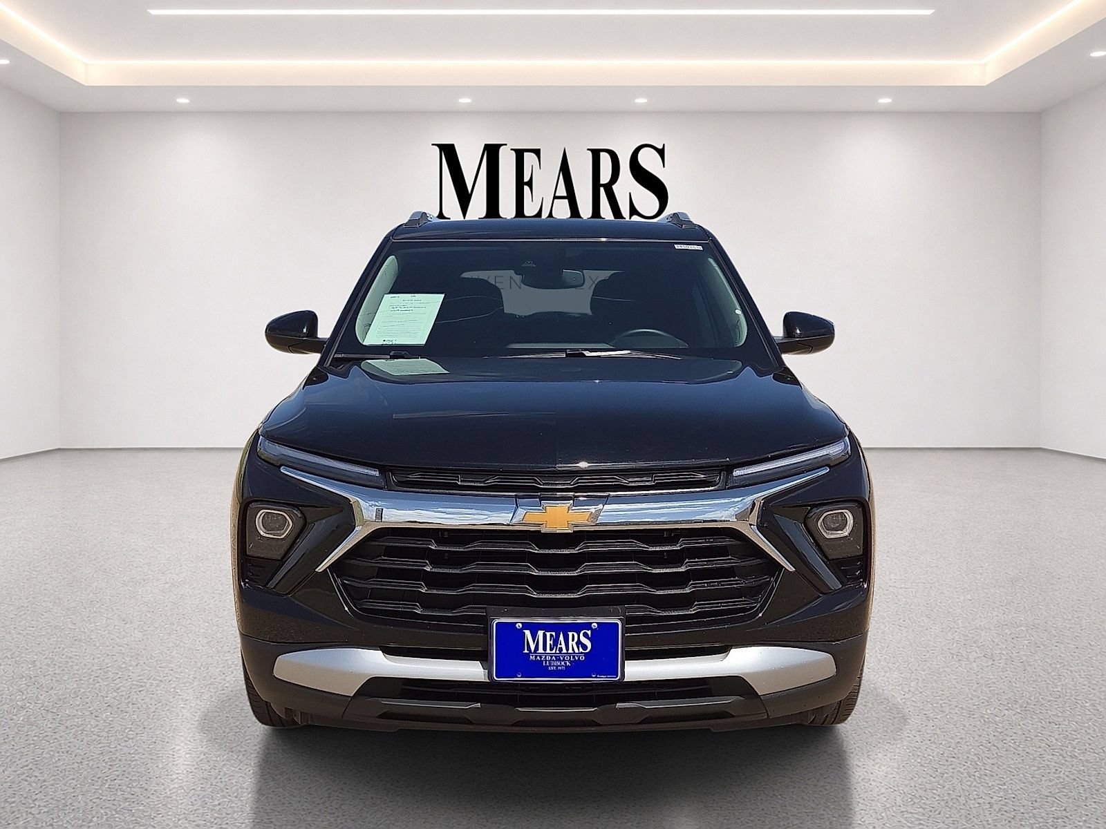 Used 2025 Chevrolet TrailBlazer LT w/ LT Cold Weather Package FWD image 8