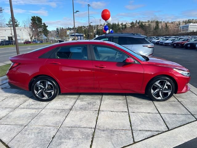 Certified 2023 Hyundai Elantra SEL w/ Convenience Package FWD image 8