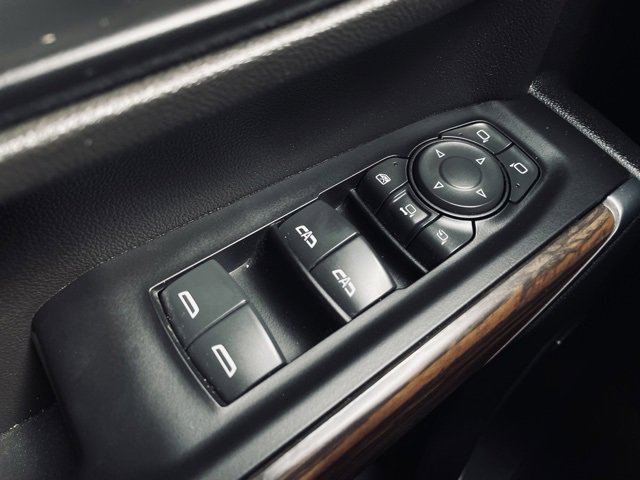 Used 2022 Chevrolet Silverado 2500 High Country w/ Z71 Off-Road Package image 19