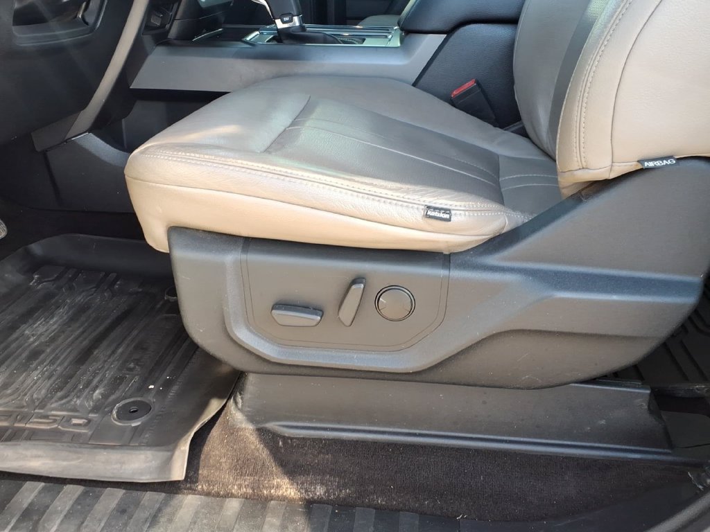 Used 2019 Ford F150 XLT w/ Equipment Group 302A Luxury AWD/4WD image 23