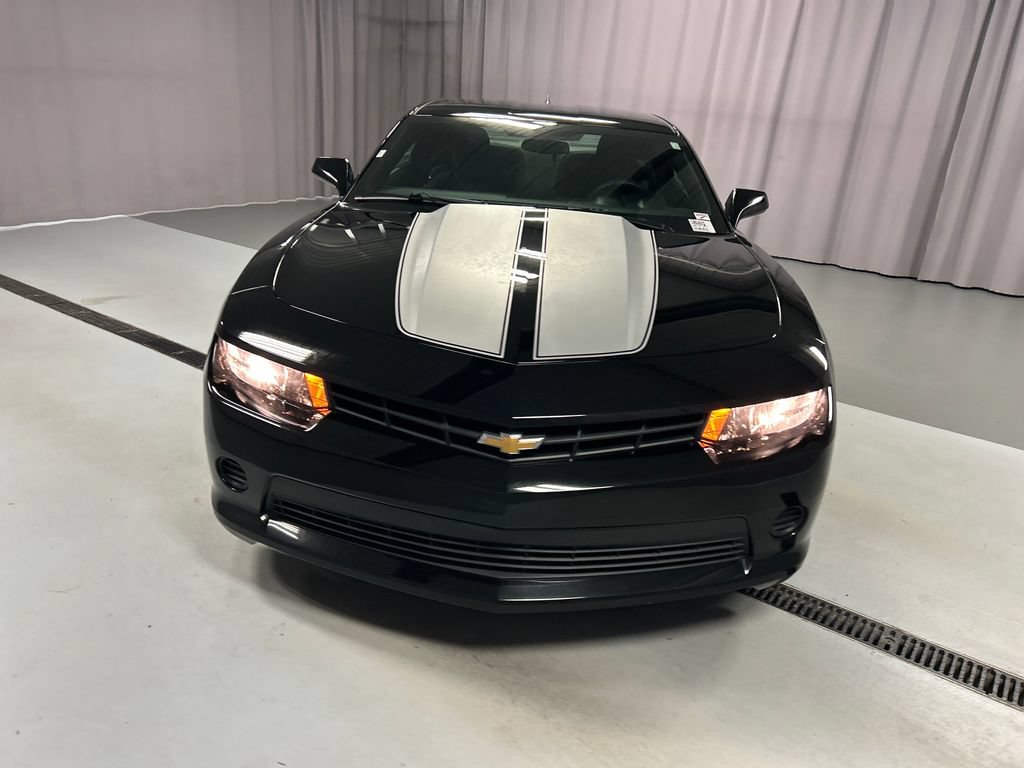 Used 2015 Chevrolet Camaro LS RWD image 2