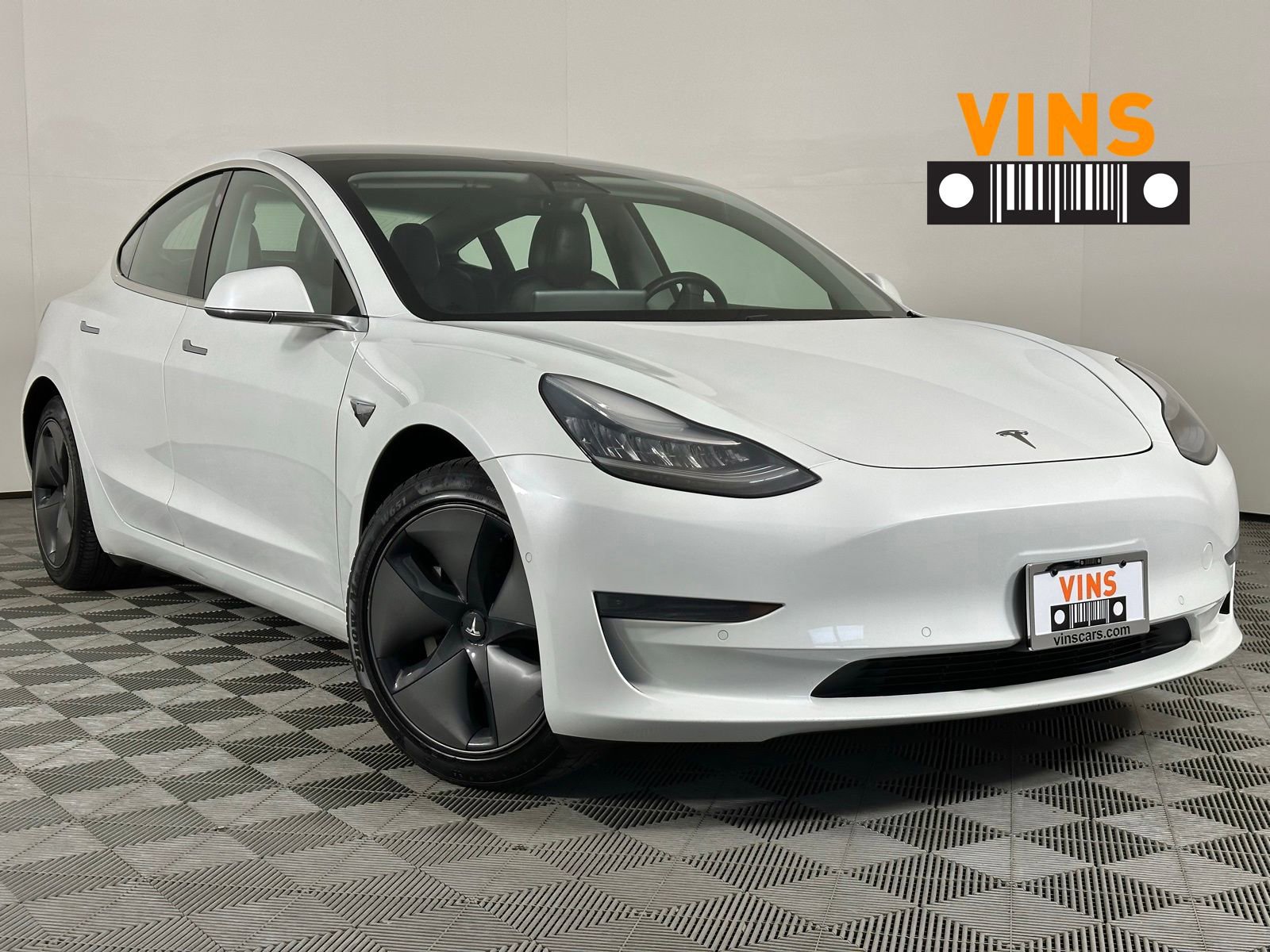 Used 2019 Tesla Model 3 Long Range AWD/4WD image 1