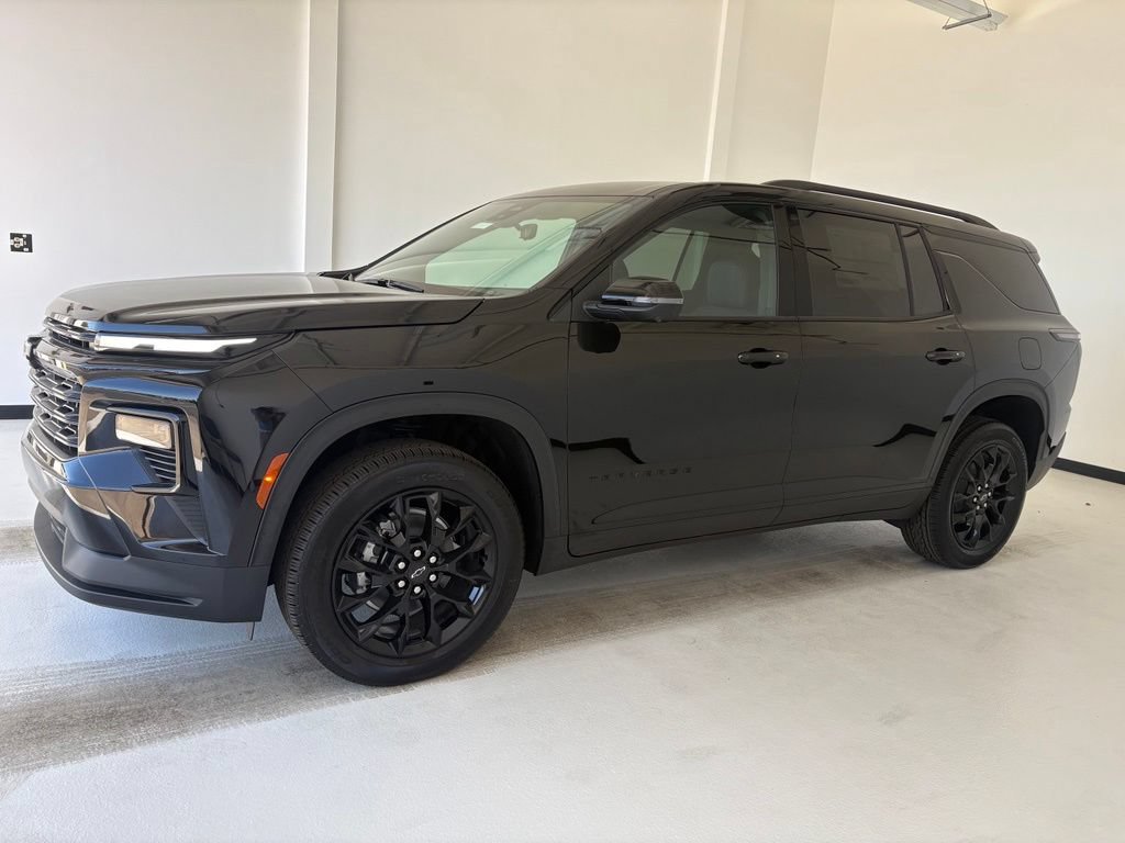 New 2026 Chevrolet Traverse LT w/ Midnight/Sport Edition FWD image 16