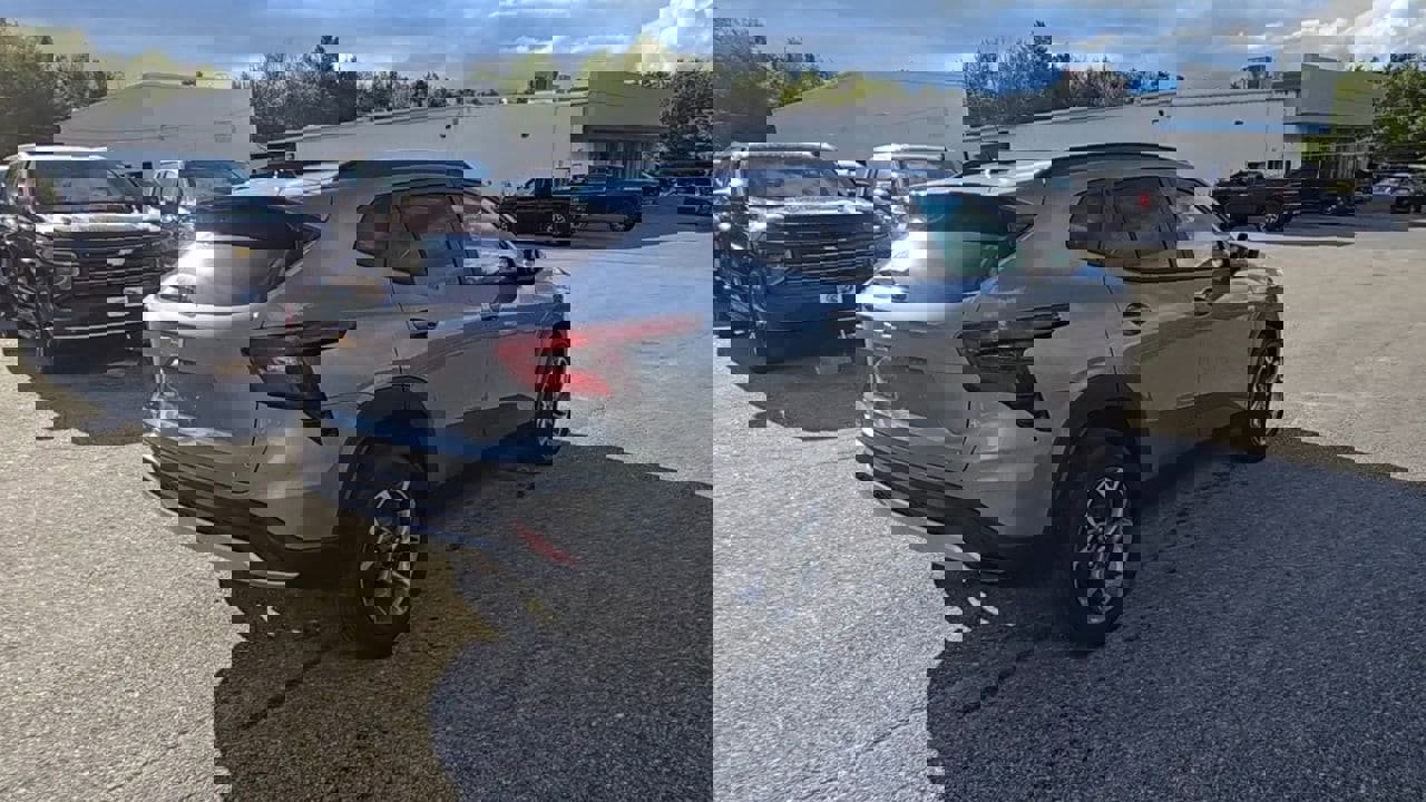 New 2025 Chevrolet Trax LT w/ Driver Confidence Package image 44