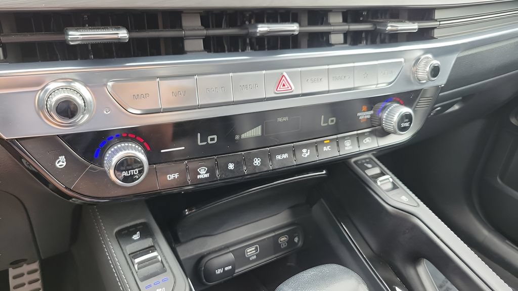 Used 2024 Kia Telluride SX X-Line AWD/4WD image 19